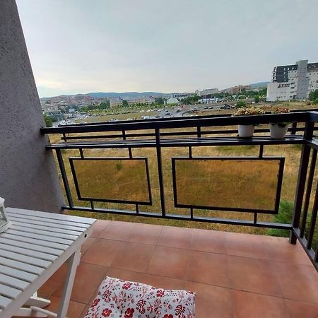 Apartment 13C Priștina Exterior foto